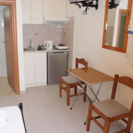 Vazakas Rooms Μυτιλήνη Εξωτερικό φωτογραφία